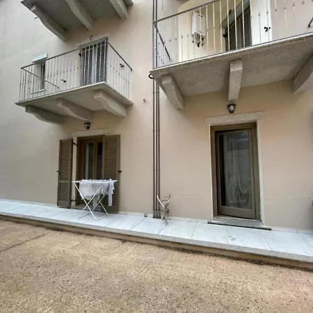 Casa Manzoni 公寓 马达莱纳