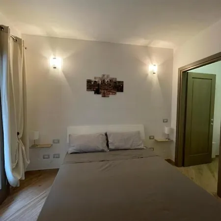 Casa Manzoni لا ماداّلينا